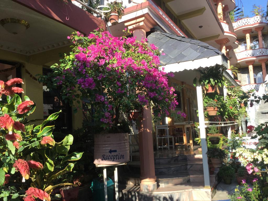 Hotel Himalayan Inn Pokhara Kültér fotó