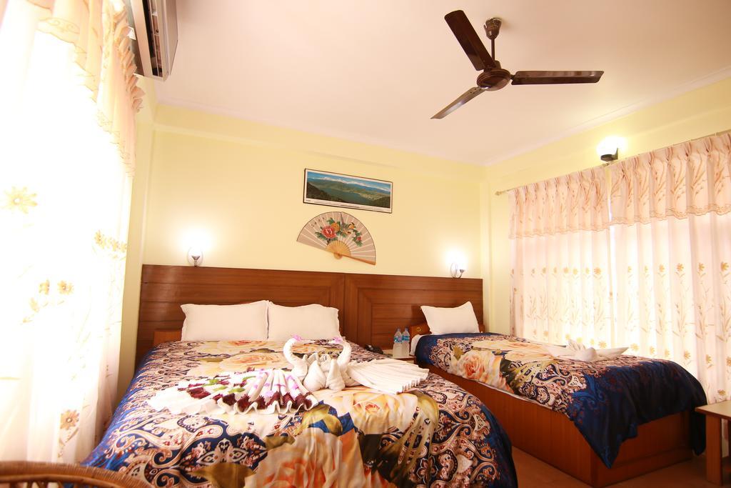 Hotel Himalayan Inn Pokhara Kültér fotó