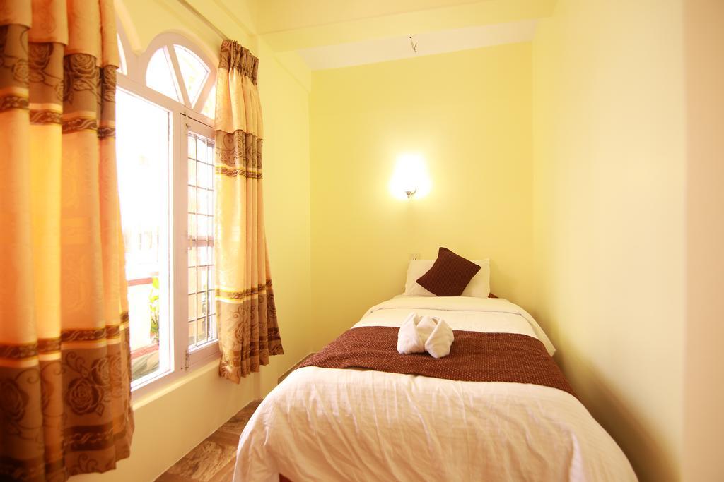 Hotel Himalayan Inn Pokhara Kültér fotó