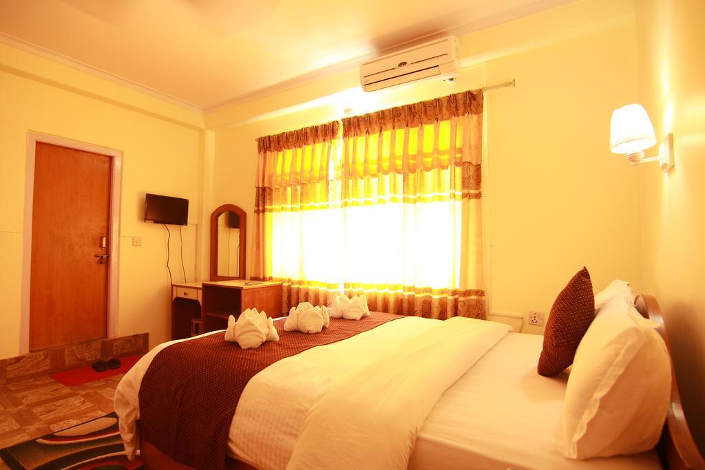 Hotel Himalayan Inn Pokhara Kültér fotó