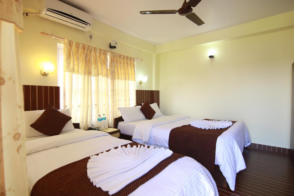 Hotel Himalayan Inn Pokhara Kültér fotó