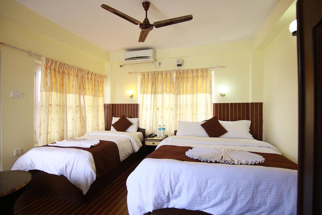 Hotel Himalayan Inn Pokhara Kültér fotó