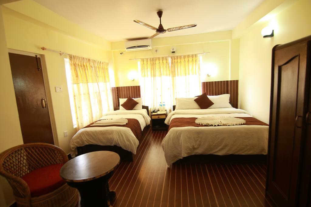 Hotel Himalayan Inn Pokhara Kültér fotó