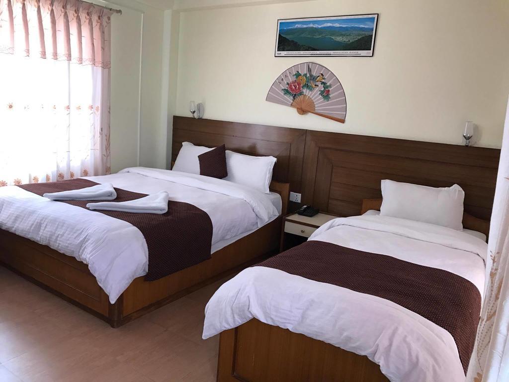 Hotel Himalayan Inn Pokhara Kültér fotó