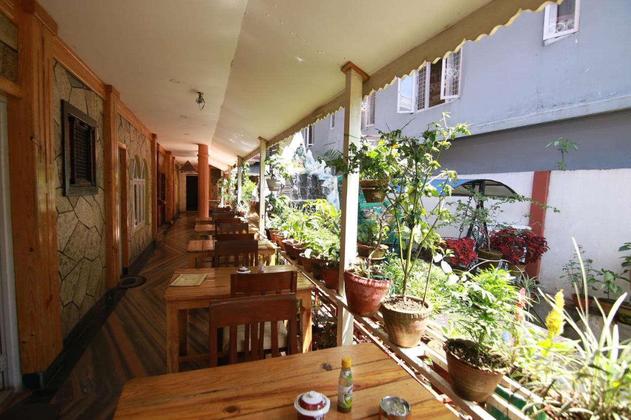 Hotel Himalayan Inn Pokhara Kültér fotó