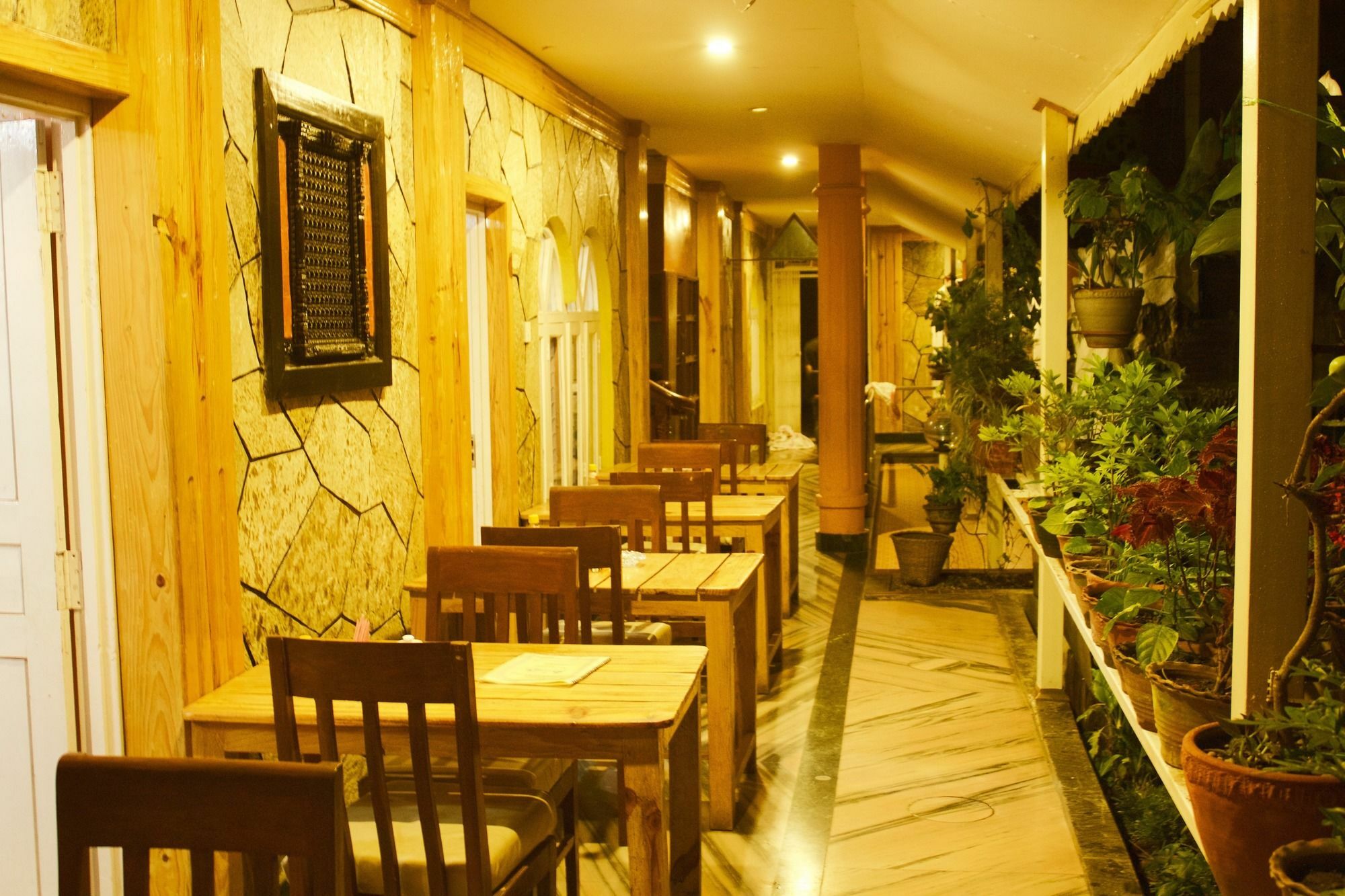 Hotel Himalayan Inn Pokhara Kültér fotó